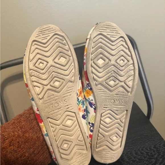 TOMS Floral Canvas Alpargata Slip-On Flats Women’s US 7 Spring Summer Shoes - Picture 13 of 14